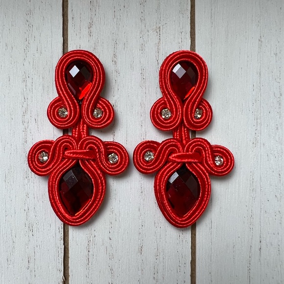 Sultry Red Evening Earrings - Elegant Stylish Earrings - Stylish Earrings - Picture 5 of 9